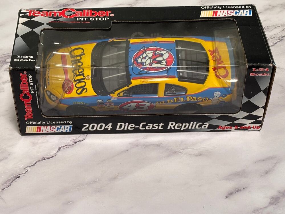 2004 Jeff Green Cheerios 1/24 Team Caliber Pit Stop Nascar Autographed Signed